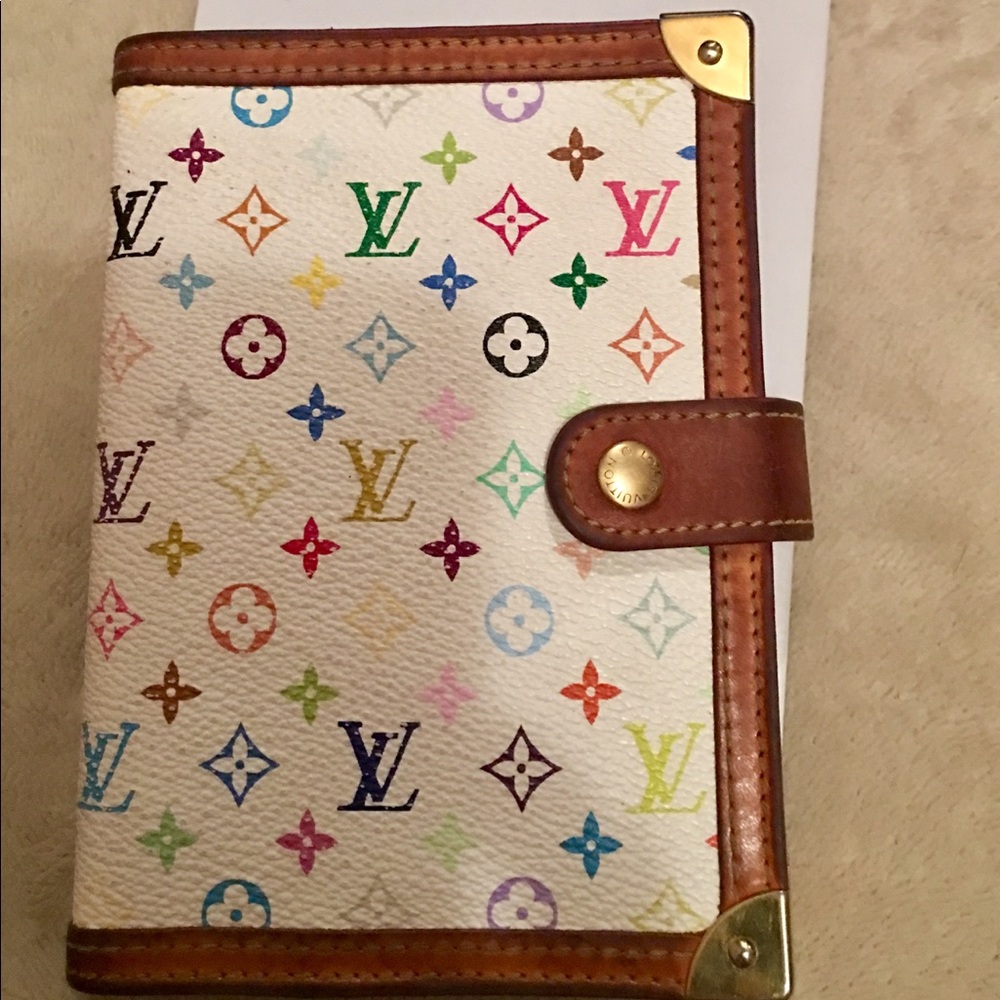 Multicolor Agenda PM ‼️ Sold!